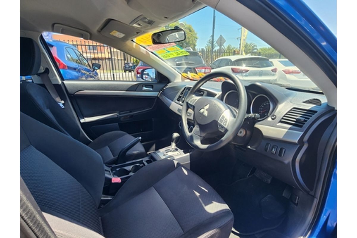 2014 Mitsubishi Lancer ES Sport CJ