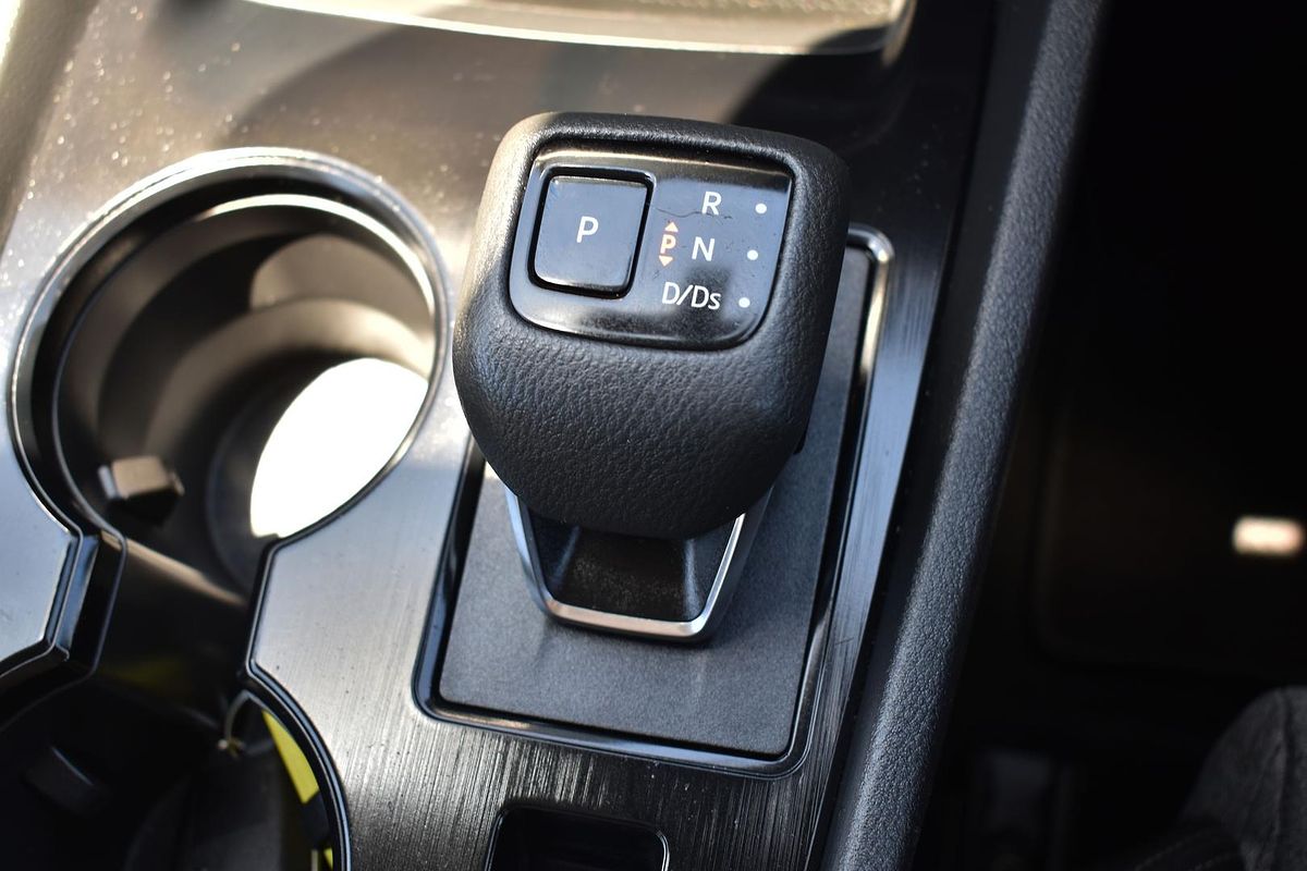 2024 Nissan X-TRAIL ST T33