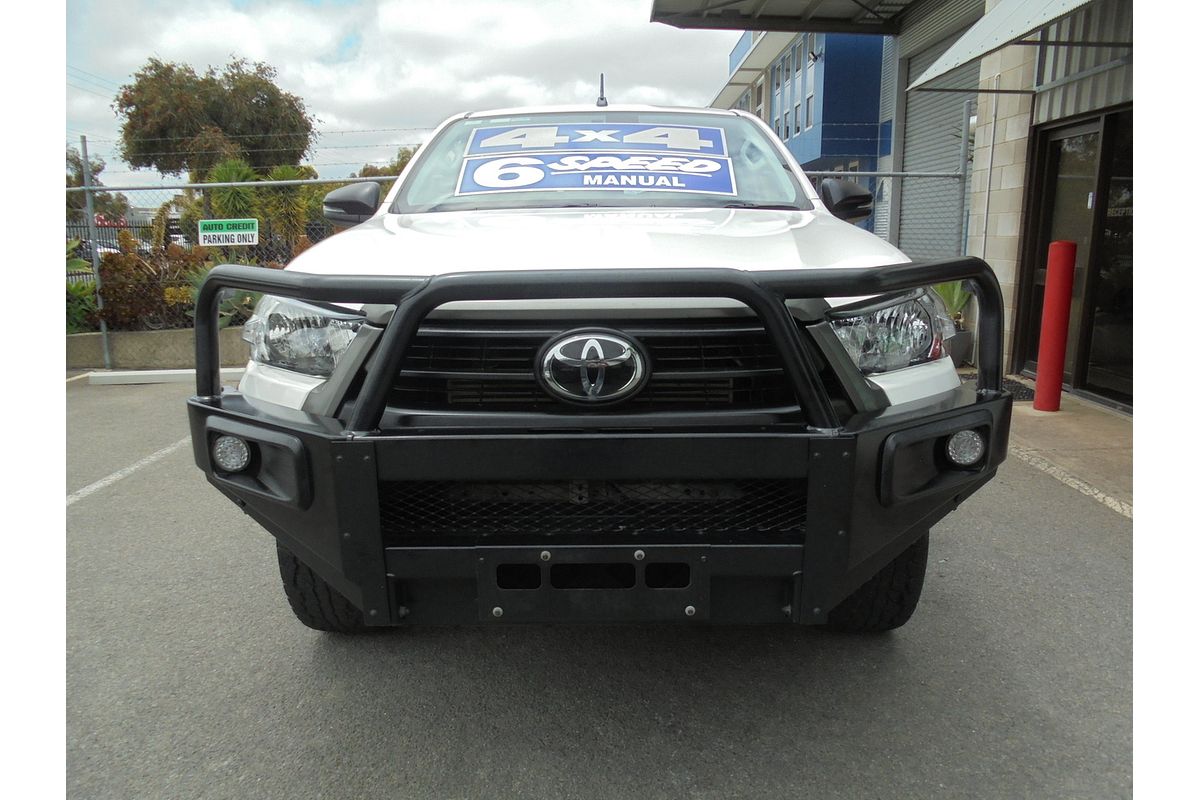 2020 Toyota Hilux SR GUN126R 4X4