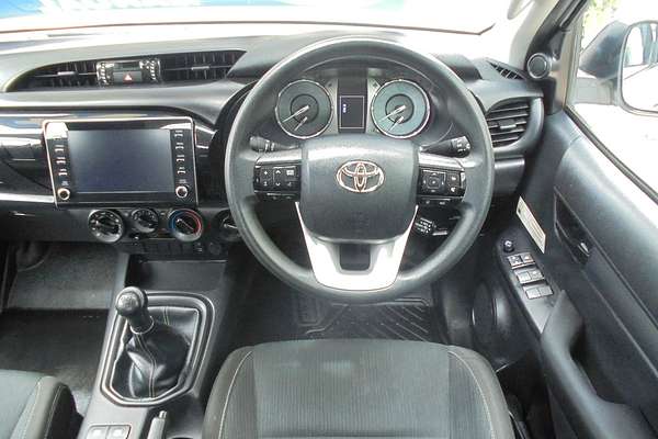 2020 Toyota Hilux SR GUN126R 4X4