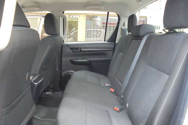 2020 Toyota Hilux SR GUN126R 4X4