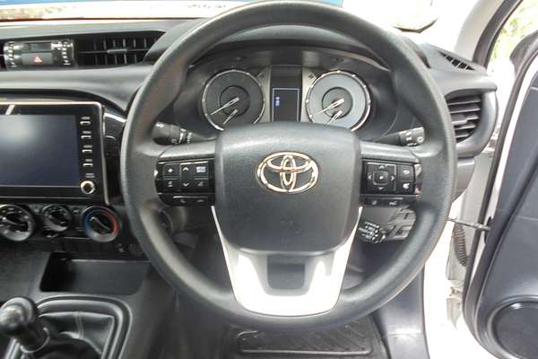 2020 Toyota Hilux SR GUN126R 4X4