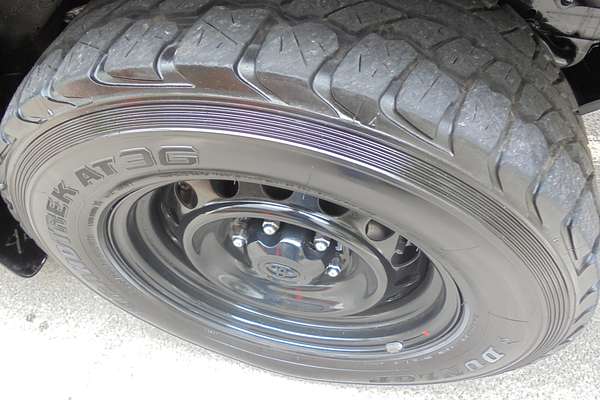 2020 Toyota Hilux SR GUN126R 4X4