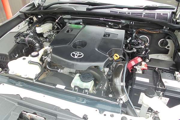 2020 Toyota Hilux SR GUN126R 4X4