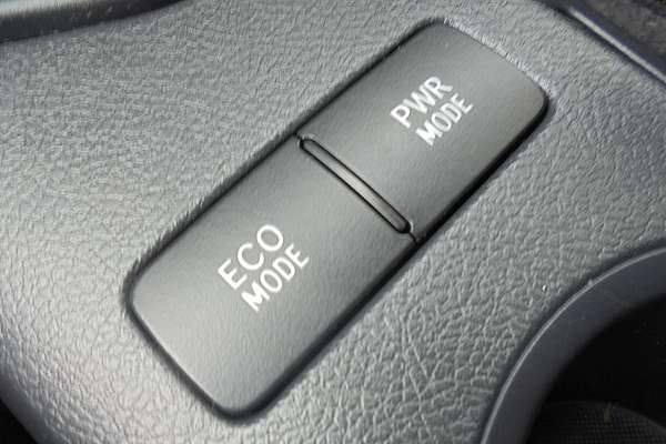 2020 Toyota Hilux SR GUN126R 4X4