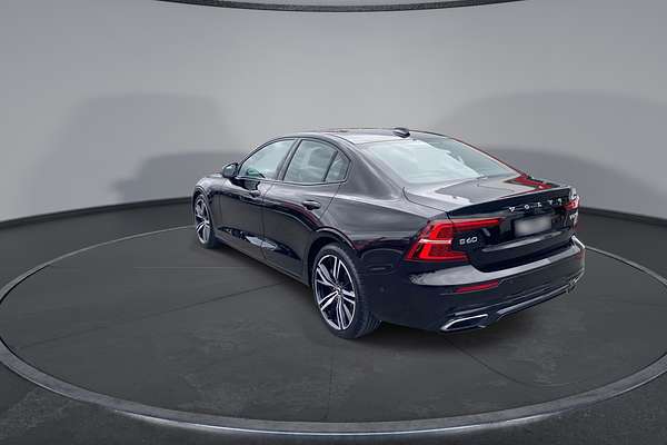 2019 Volvo S60 T5 R-Design