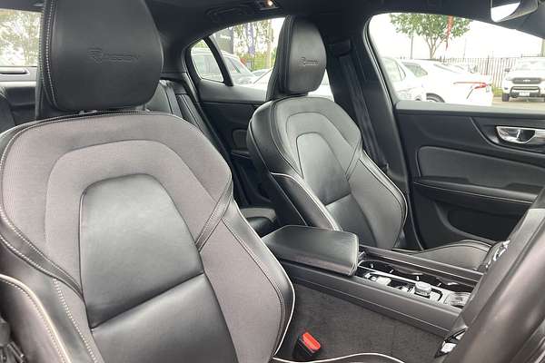 2019 Volvo S60 T5 R-Design