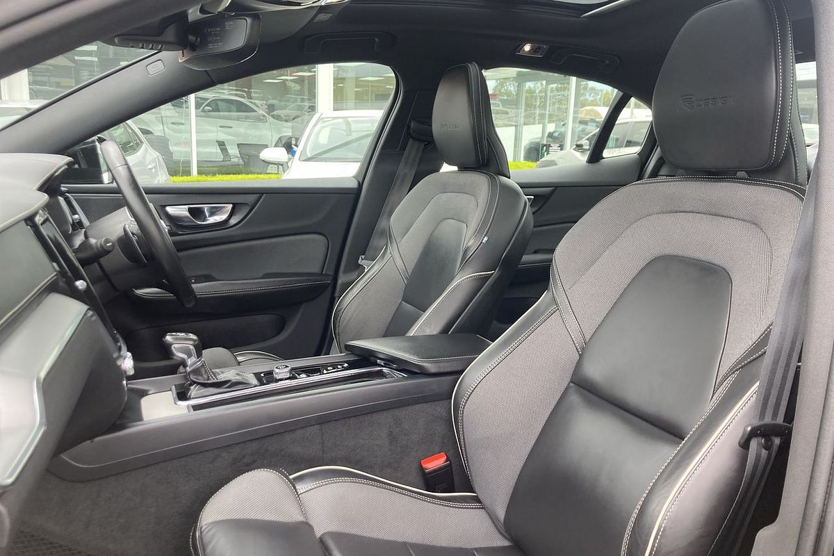 2019 Volvo S60 T5 R-Design