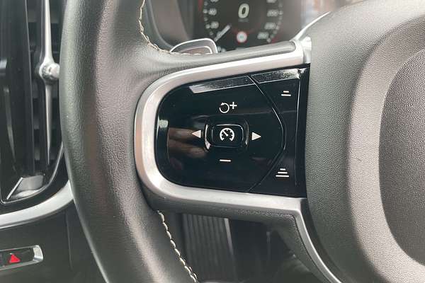 2019 Volvo S60 T5 R-Design