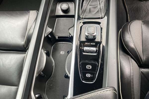 2019 Volvo S60 T5 R-Design