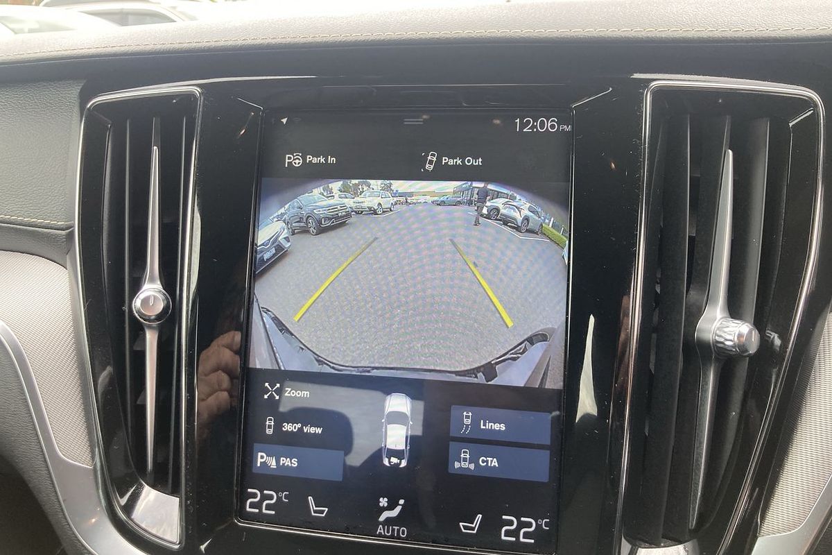 2019 Volvo S60 T5 R-Design