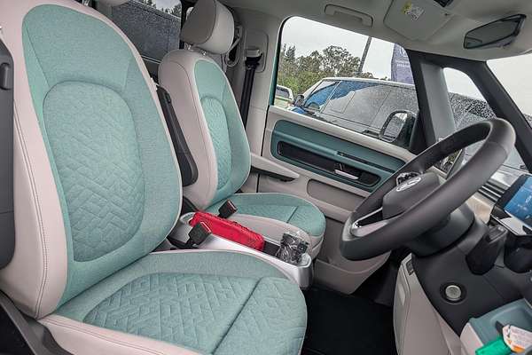 2025 Volkswagen ID. Buzz Pro BEV560 EB SWB