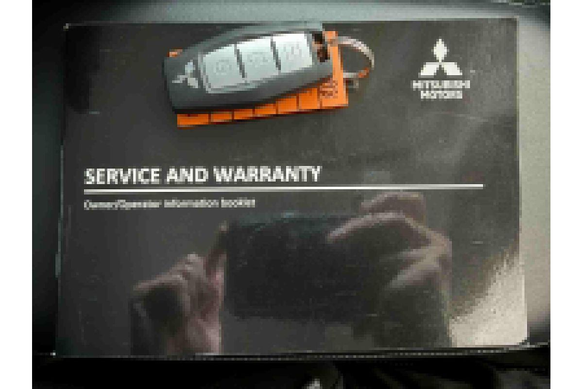 2024 Mitsubishi Outlander ES ZM