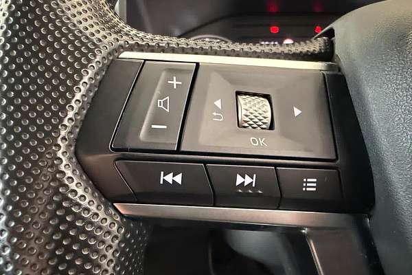 2024 Mitsubishi Outlander ES ZM