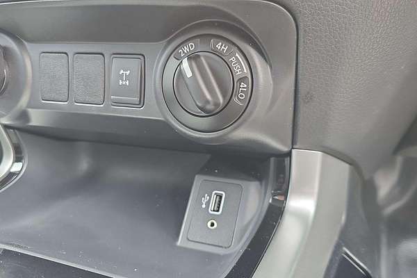 2020 Nissan Navara SL D23 4X4