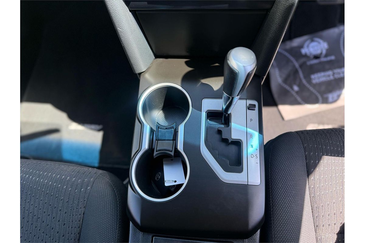 2015 Toyota Camry Atara S ASV50R