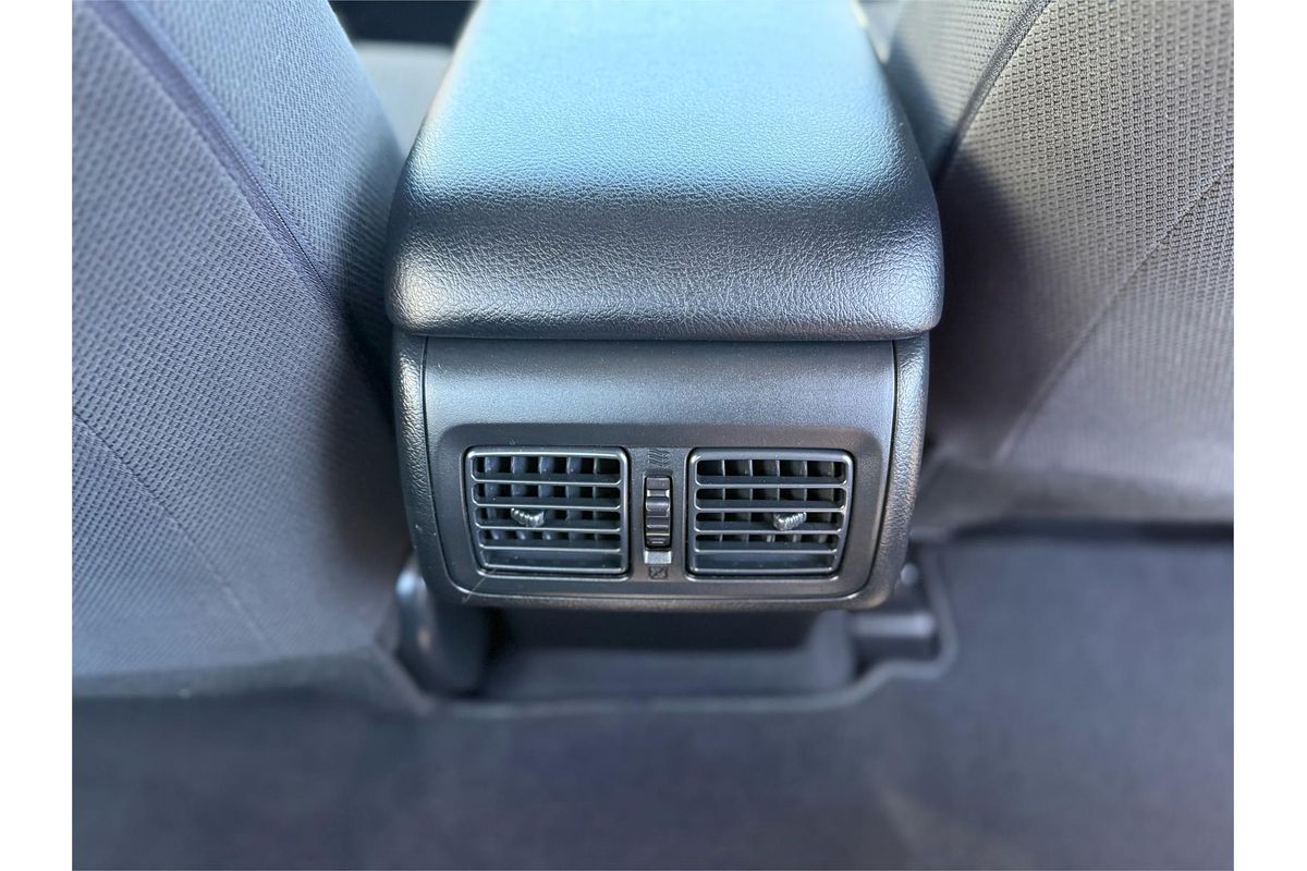 2015 Toyota Camry Atara S ASV50R