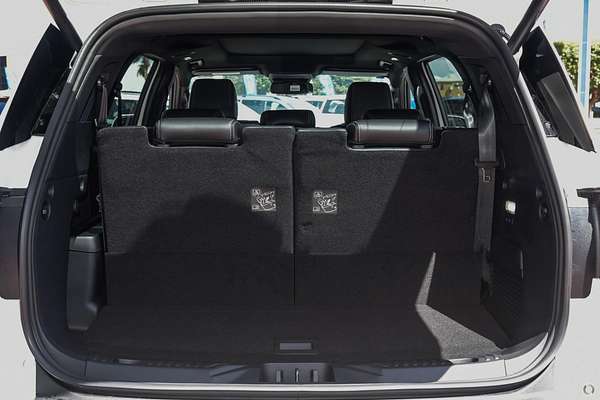 2025 Ford Everest Platinum 3.0L