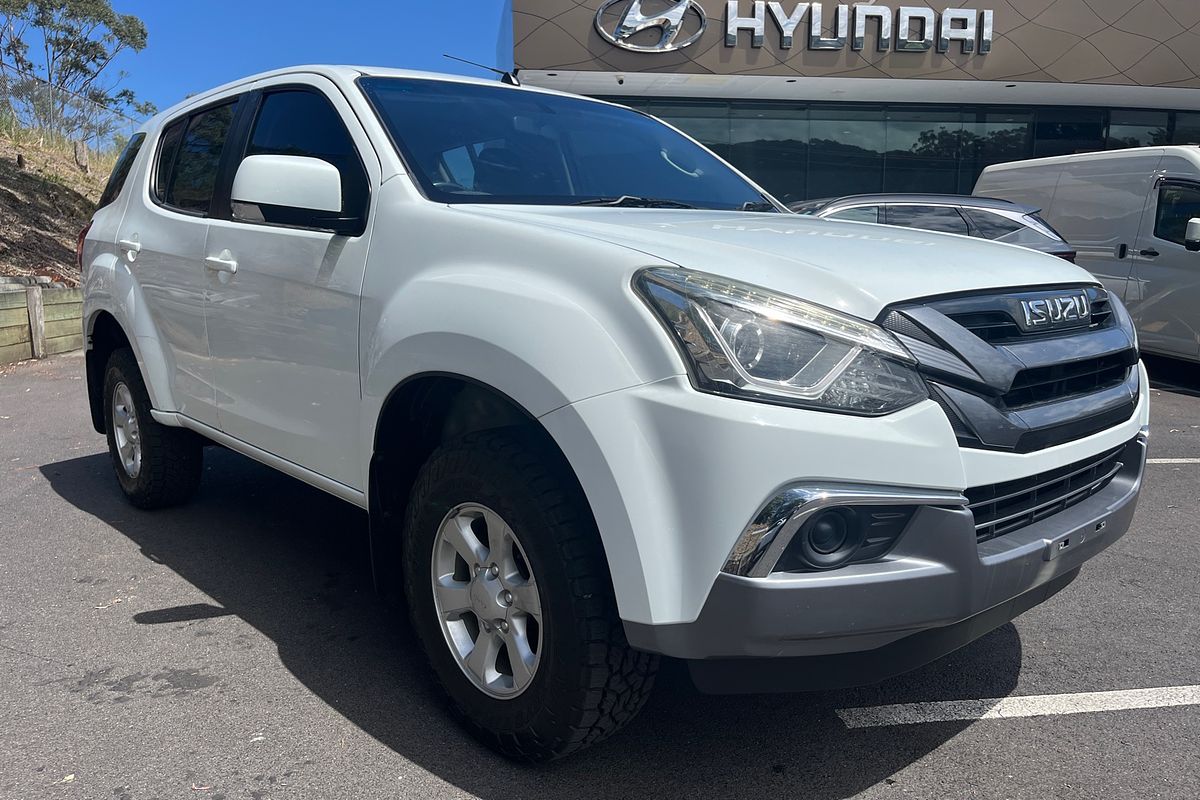 2021 Isuzu MU-X LS-M