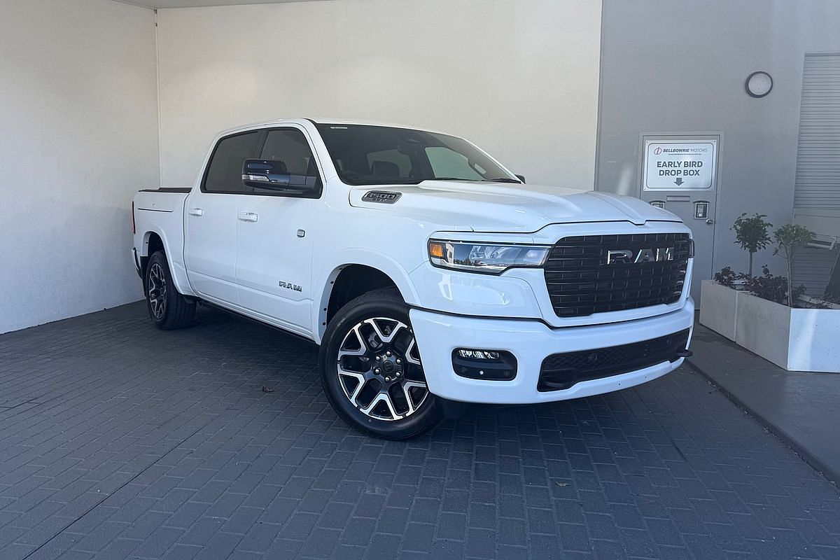 2024 RAM 1500 Laramie Sport Hurricane SO RamBox DT 4X4 SWB