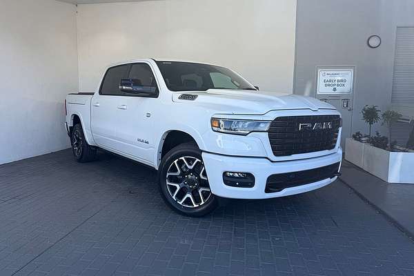 2024 RAM 1500 Laramie Sport Hurricane SO RamBox DT 4X4 SWB