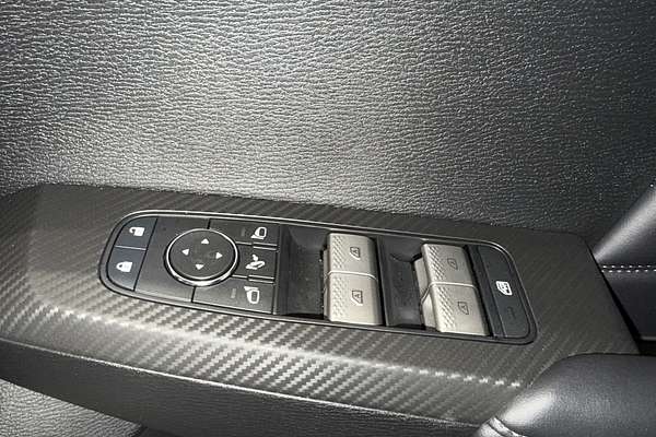 2025 Mitsubishi Outlander Exceed ZM