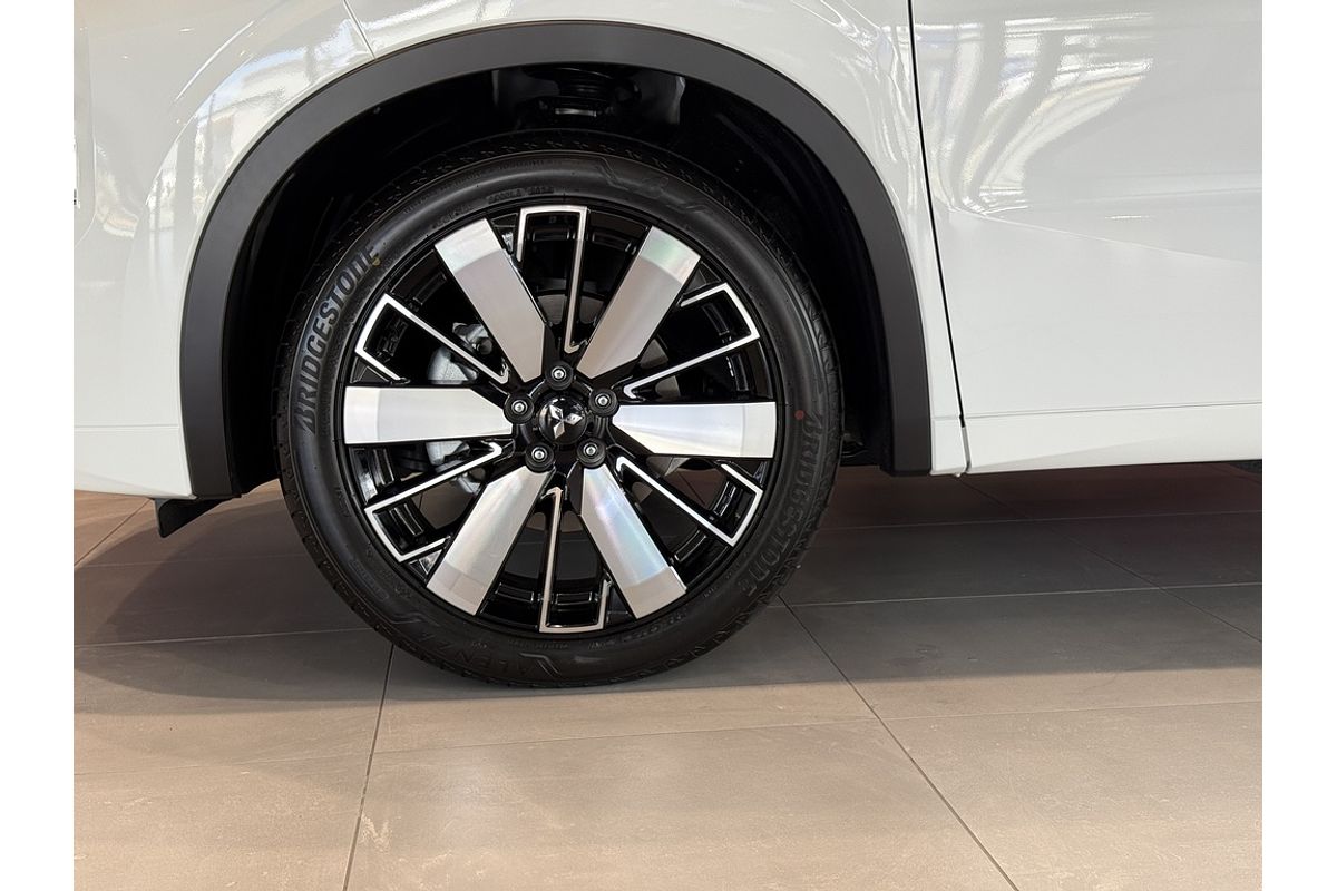 2025 Mitsubishi Outlander Exceed ZM