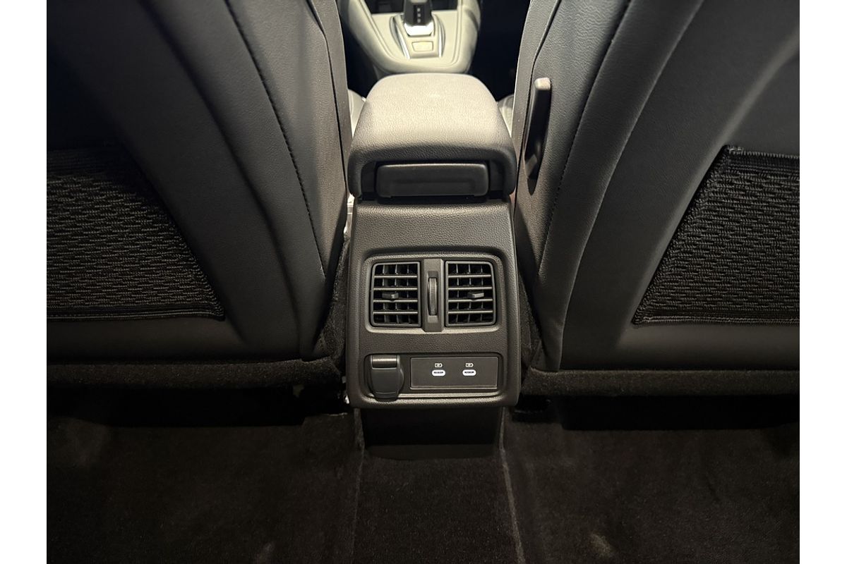 2025 Mitsubishi ASX Exceed XE