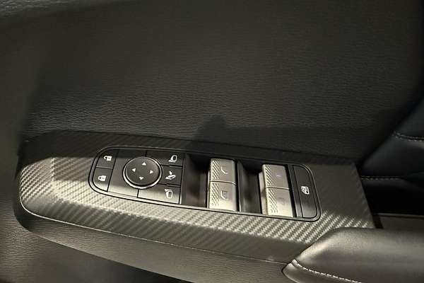 2025 Mitsubishi Outlander Exceed ZM