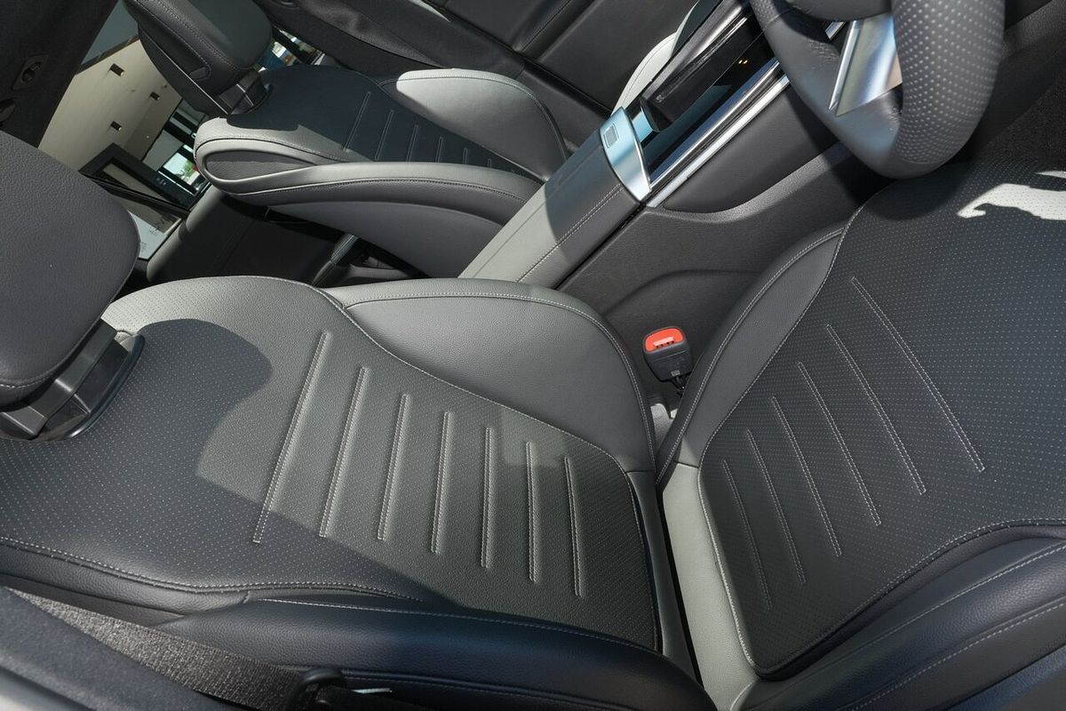 2024 Mercedes-Benz GLC-Class GLC200 X254