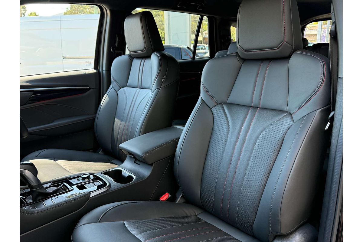 2025 Isuzu MU-X X-TERRAIN