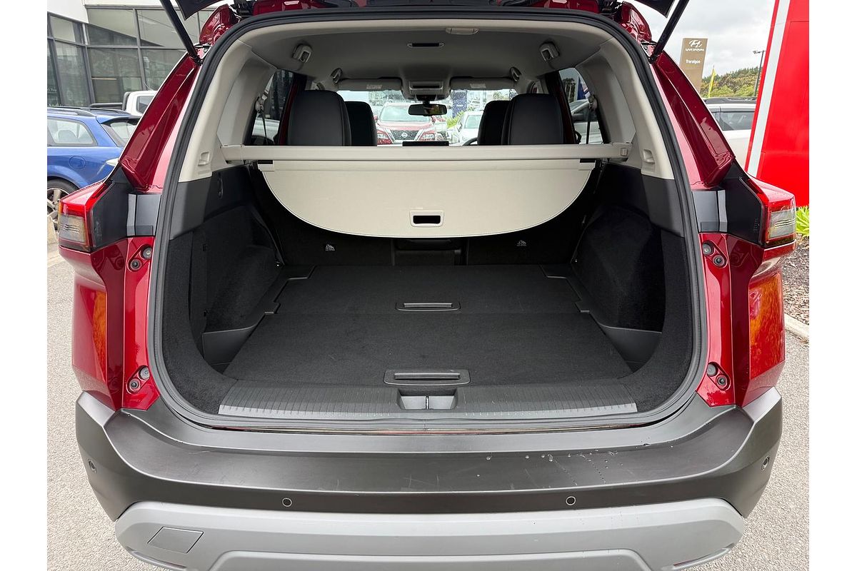 2025 Nissan X-TRAIL ST-L T33