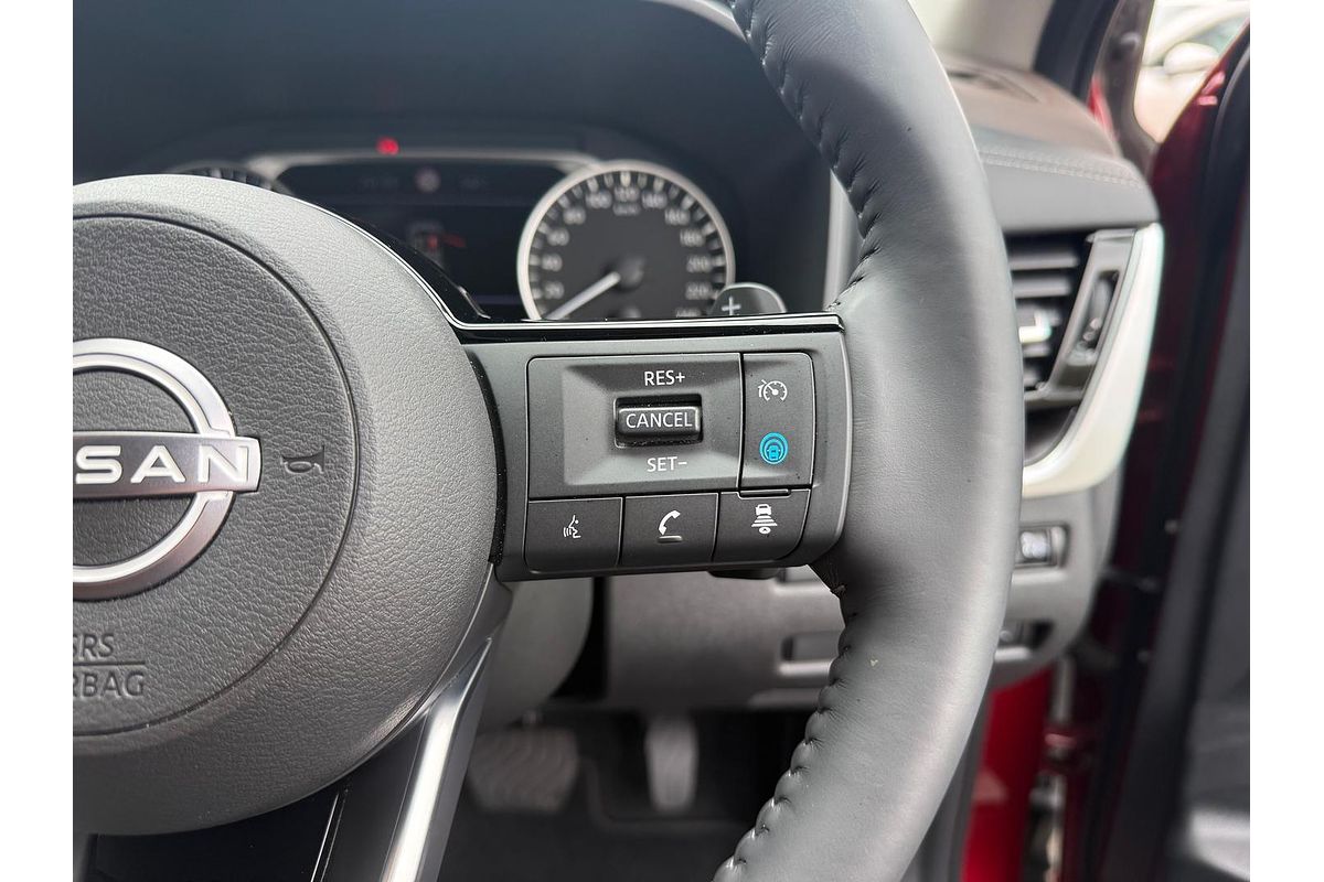 2025 Nissan X-TRAIL ST-L T33