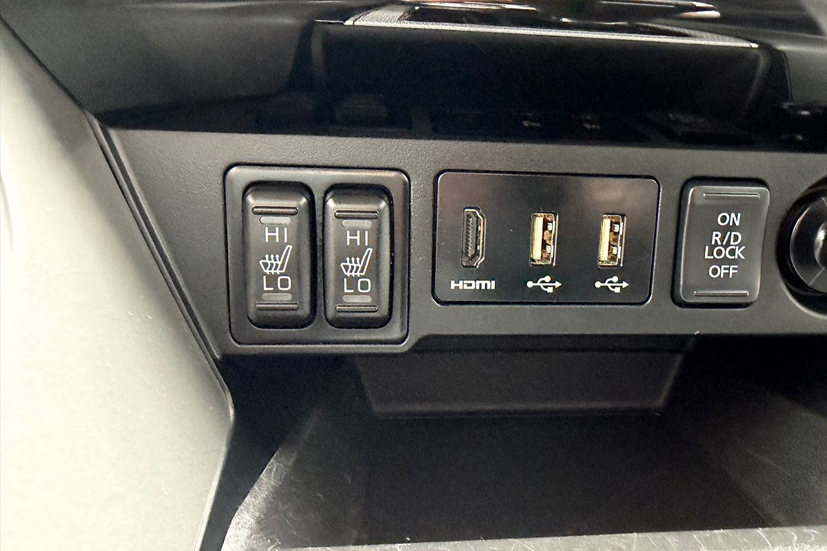 2022 Mitsubishi Pajero Sport Exceed QF