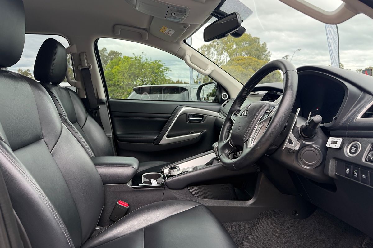 2022 Mitsubishi Pajero Sport Exceed QF