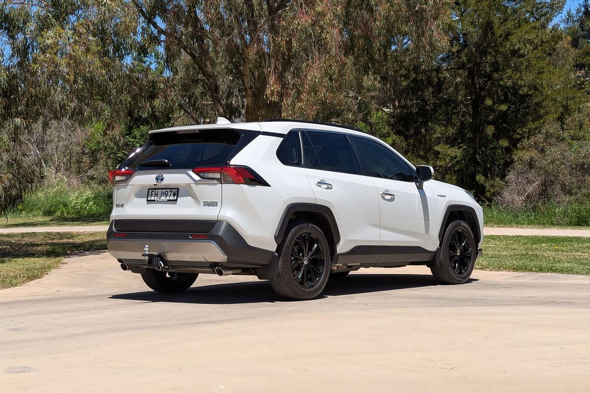 2024 Toyota RAV4 Cruiser AXAH54R
