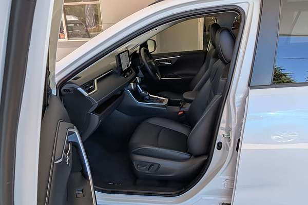 2024 Toyota RAV4 Cruiser AXAH54R