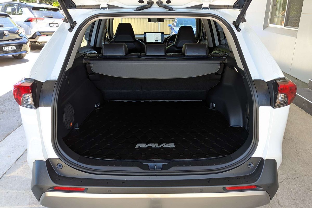 2024 Toyota RAV4 Cruiser AXAH54R