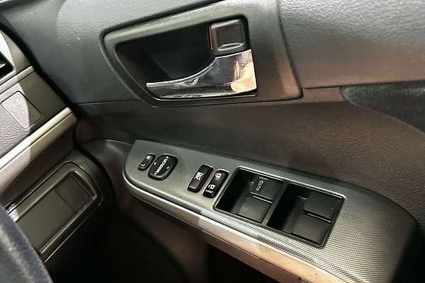 2013 Toyota Camry Atara S ASV50R