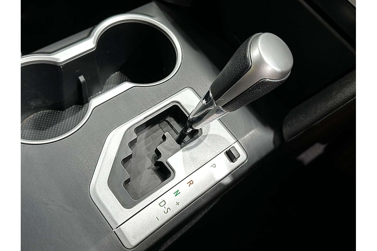 2013 Toyota Camry Atara S ASV50R