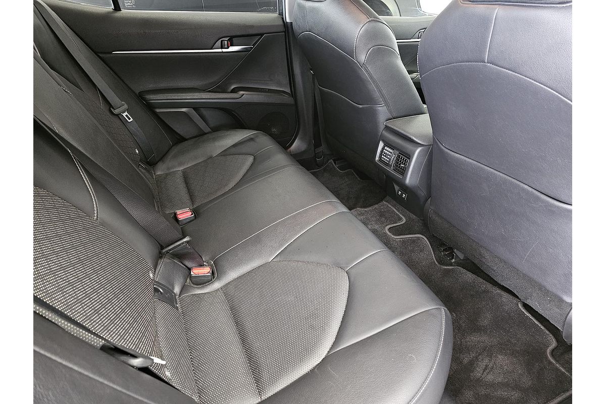 2021 Toyota Camry SX AXVH70R