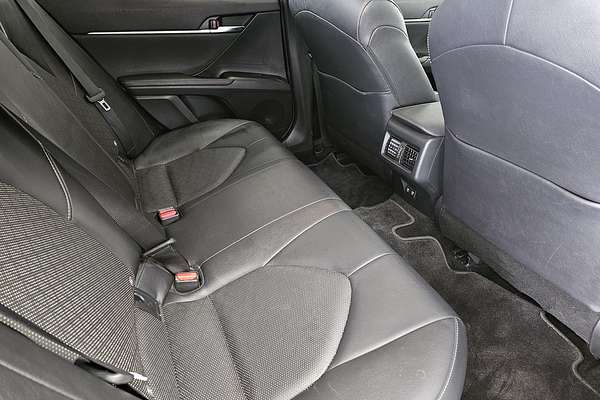 2021 Toyota Camry SX AXVH70R