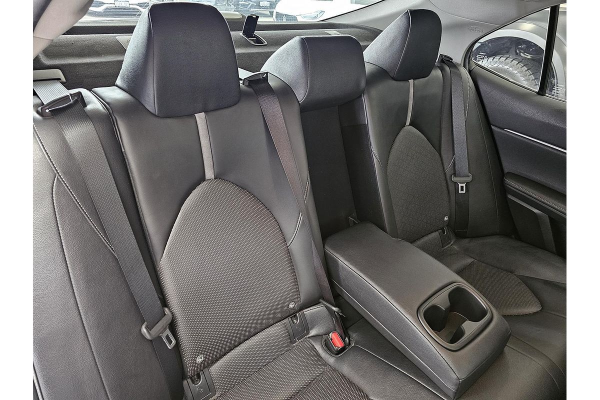 2021 Toyota Camry SX AXVH70R