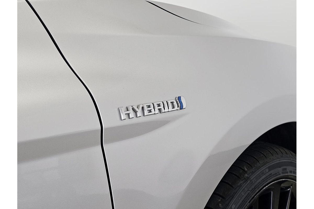 2021 Toyota Camry SX AXVH70R