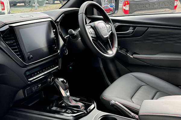 2025 Isuzu D-MAX X-TERRAIN 4X4