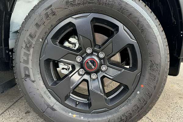 2025 Isuzu D-MAX X-TERRAIN 4X4