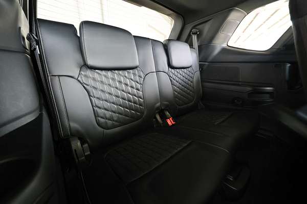 2025 Ford Everest Platinum  3.0L