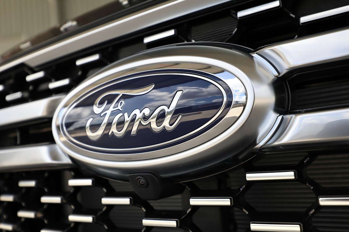 2025 Ford Everest Platinum  3.0L