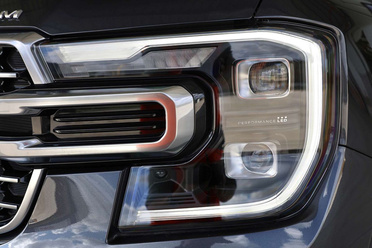 2025 Ford Everest Platinum  3.0L