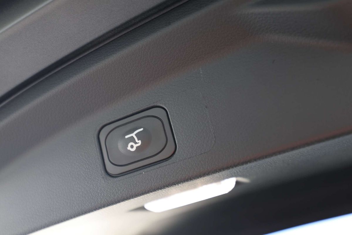 2025 Ford Everest Platinum  3.0L